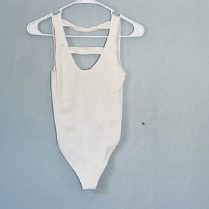 By Anthropologie Bodysuit XXS / XS Short Cream Sleeveless V Back Thong Capsule